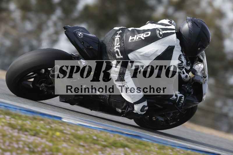 /Archiv-2024/02 29.01.-02.02.2024 Moto Center Thun Jerez/Gruppe blau-blue/backside